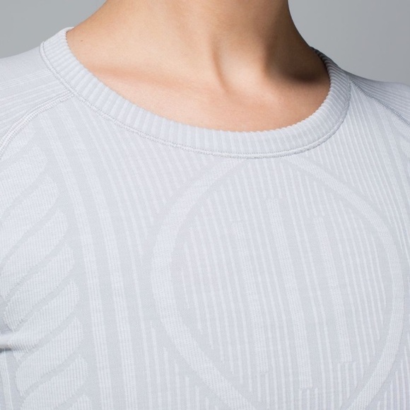 Lululemon Rest Less Pullover Long Sleeve Crewneck Heathered Silver Spoon Gray 4 - Picture 2 of 11